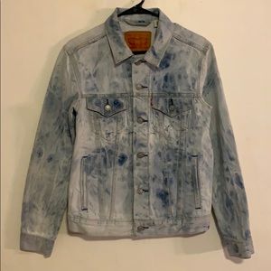 LEVI STRAUSS faded look blue Jean jacket size S.